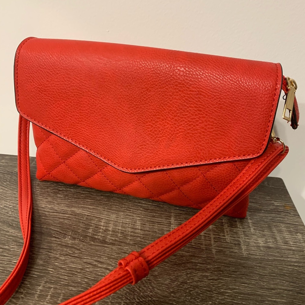 Chic Red Quilted Clutch/Crossbody Bag